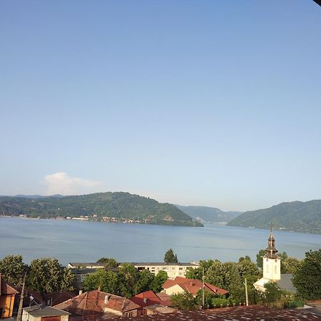 Casa Rebeca Hotell Orşova Exteriör bild